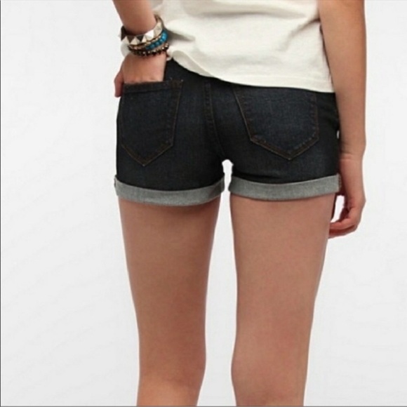 BDG Alexa Mid-Rise 5 Pocket Shortie Cuffed Denim Shorts Urban Outfitters Size 27 - Picture 4 of 14